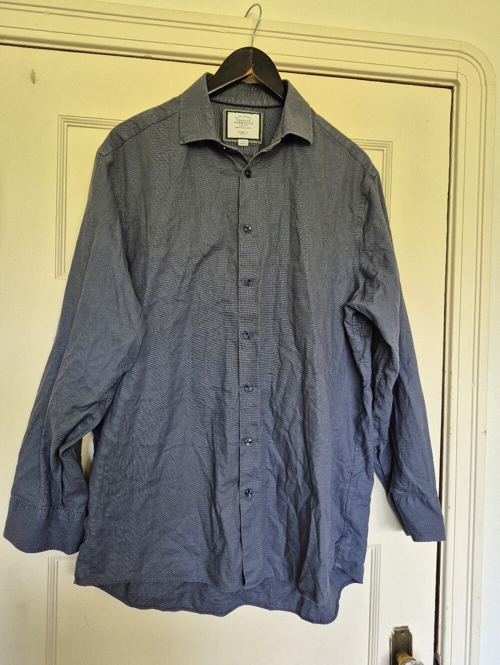 Charles Tyrwhitt 100% Cotton Classic Fit  17 Neck 35 Sleeve